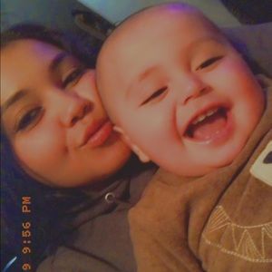 Meet your Posher, Desiree